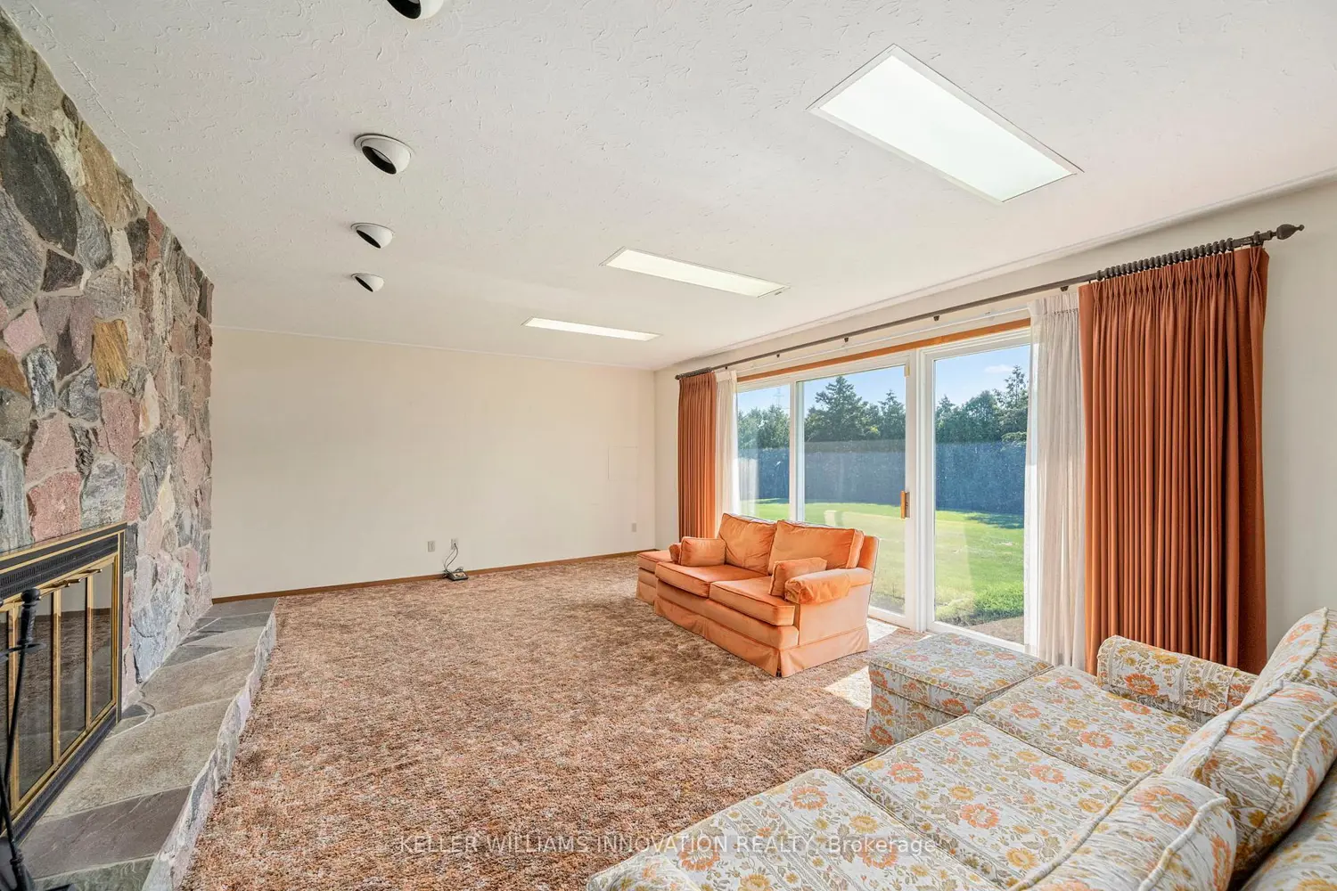 Additional image 7 of 6828 Third Line Road