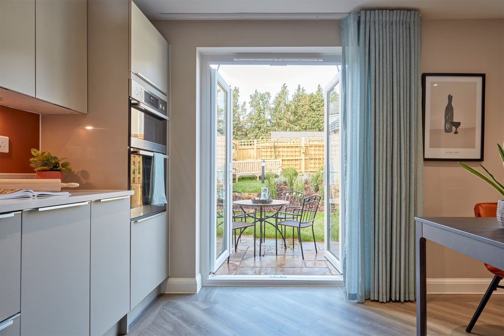 Additional image 2 of 4 bed detached house for sale"Ingleby" at Bath Road, Speen, Newbury RG14