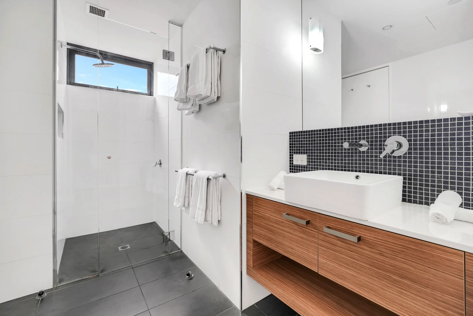 Additional image 11 of 209/6-8 Bellerine Street, Geelong VIC 3220