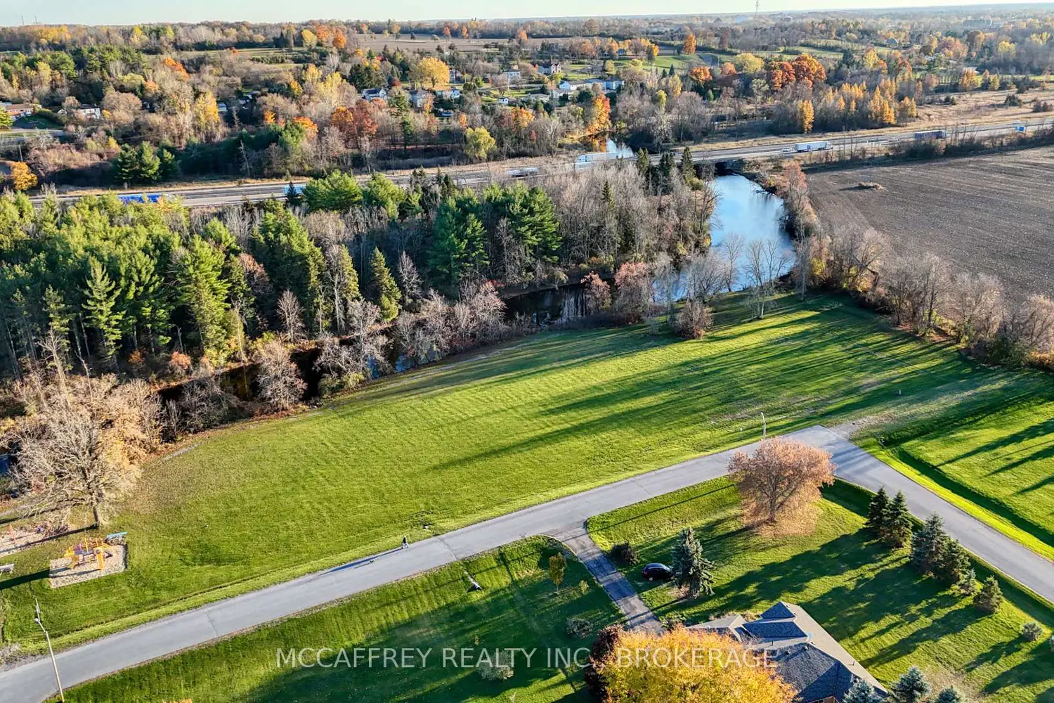 Additional image 18 of 45 Huron Street