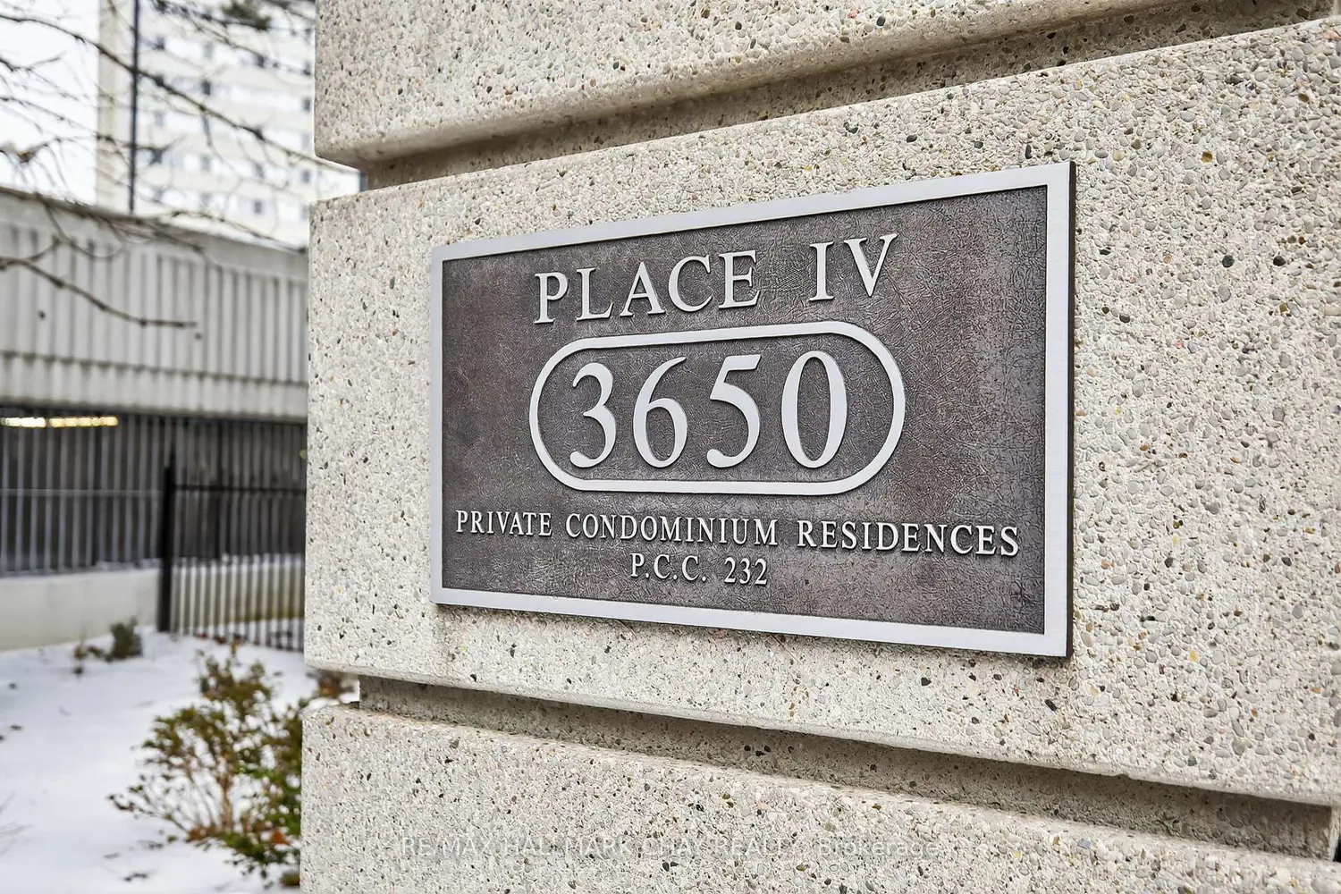 Additional image 2 of 3650 Kaneff Crescent 501