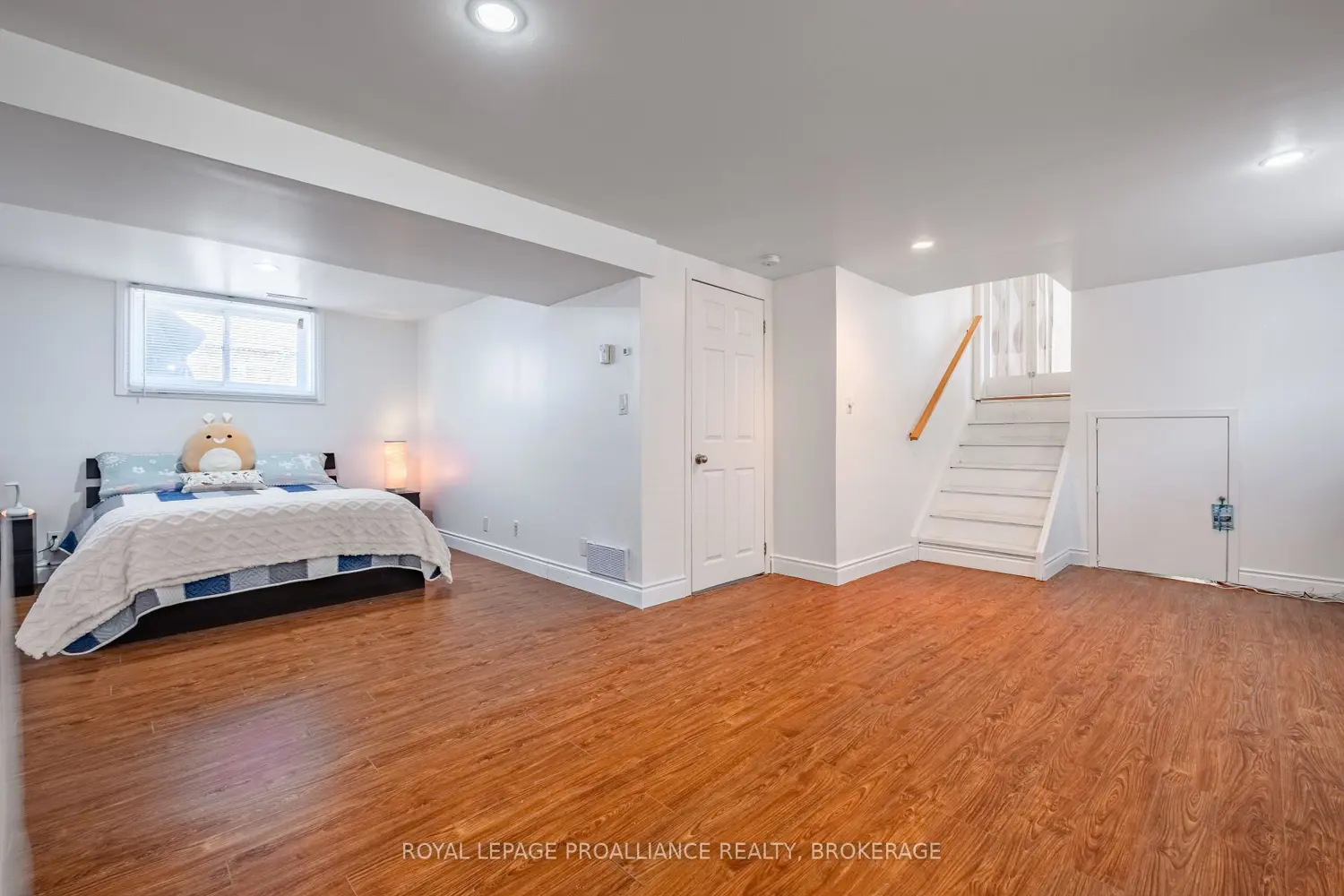 Additional image 13 of 687 Harrow Place