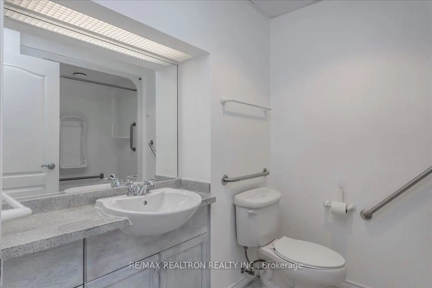 Additional image 11 of 74 Ross Street 48