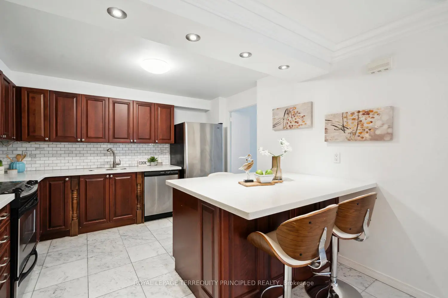 Additional image 3 of 1400 Dixie Road 315