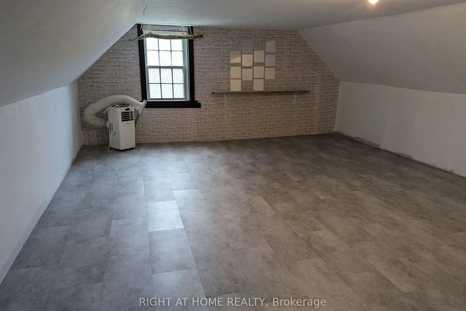 Additional image 9 of 521 Mccool Street