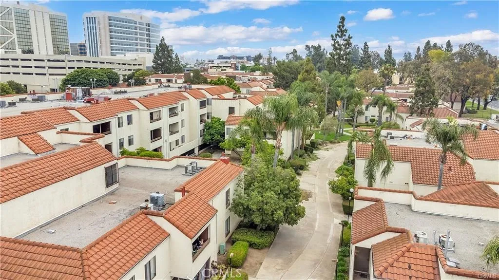 Additional image 16 of 700 W 3rd St, Santa Ana, CA 92701