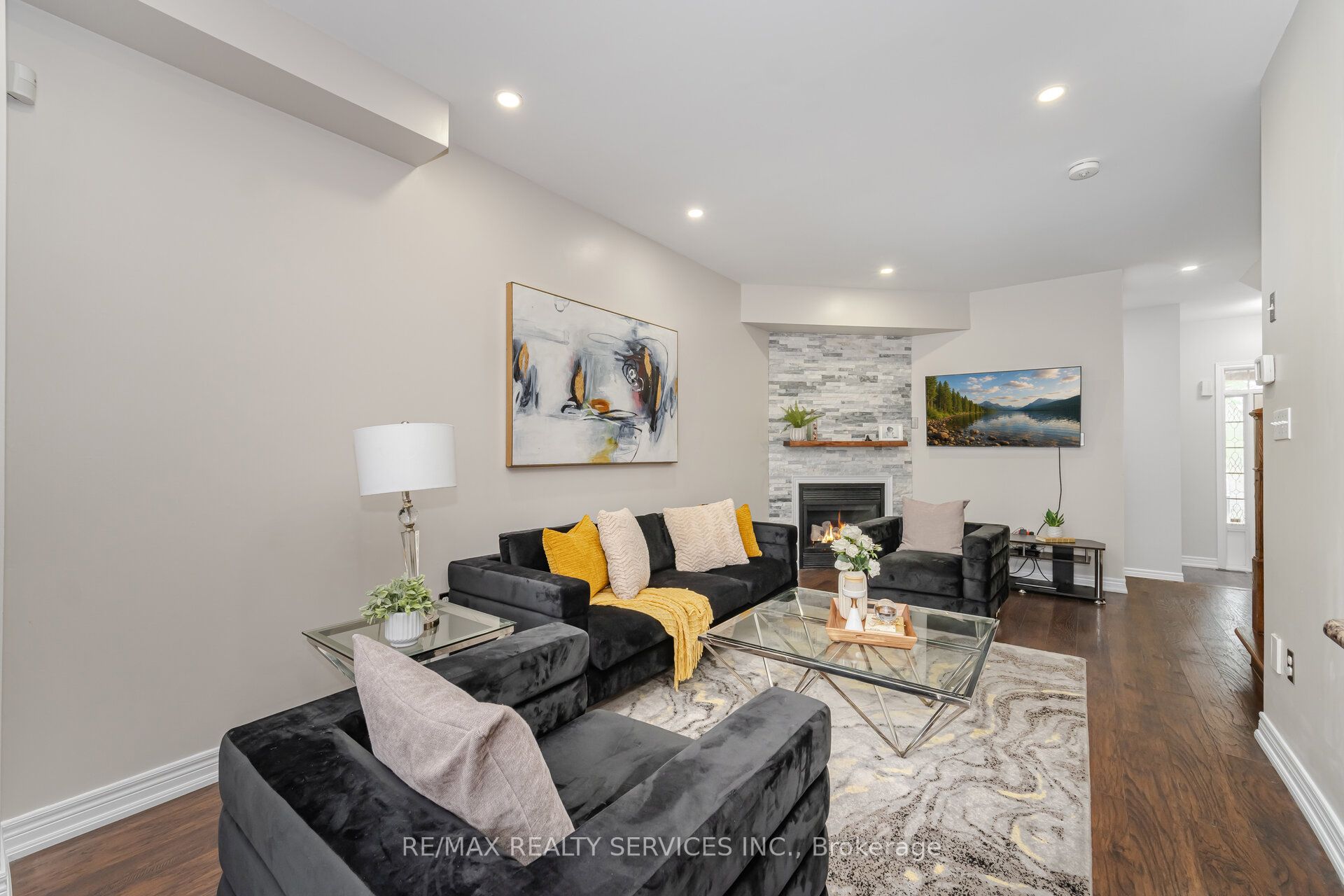 Additional image 4 of 10 Deepcoral Court, Brampton, ON, L6V 4P7