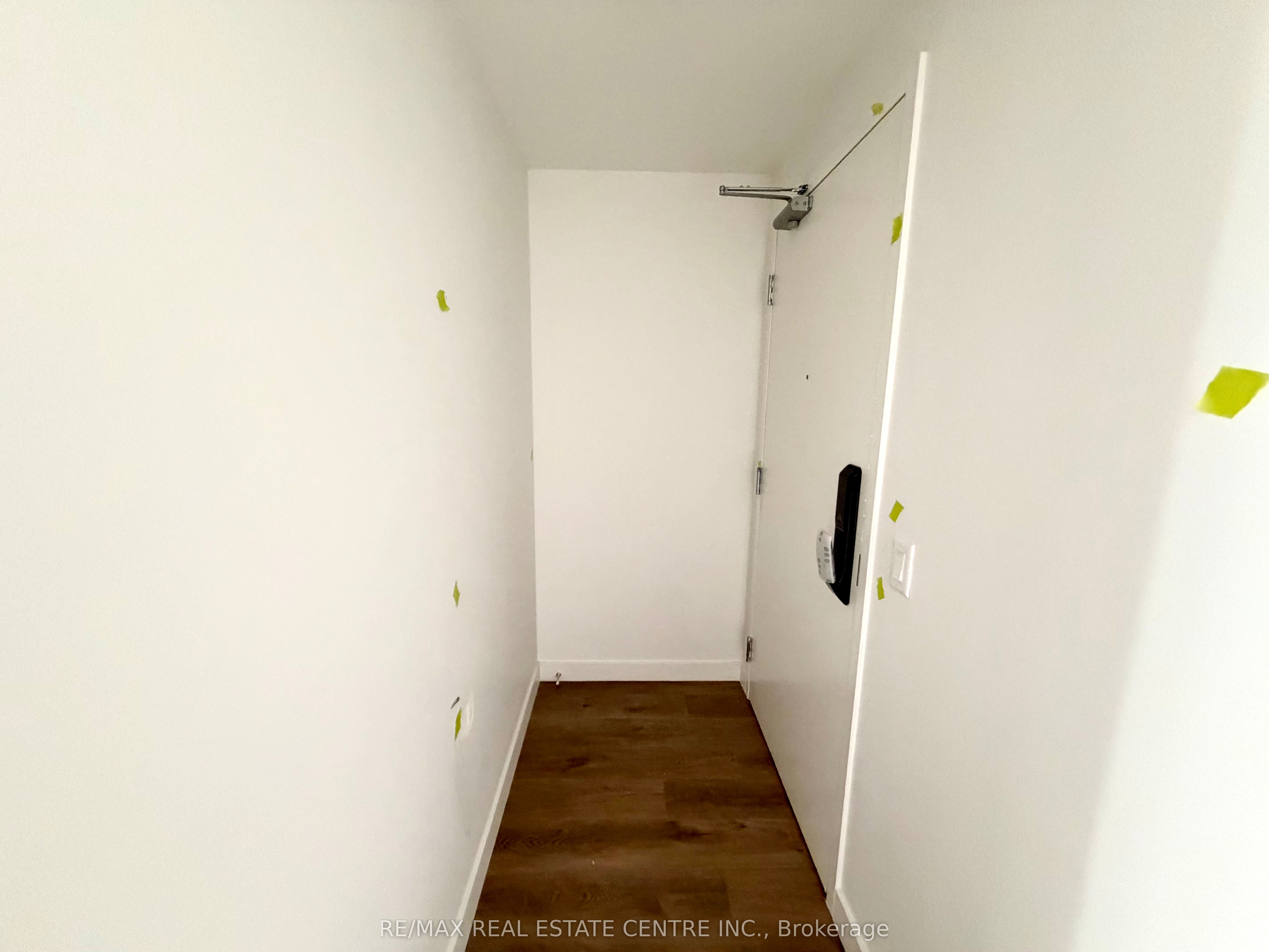 Additional image 3 of 909-461 Green Road, Hamilton, ON, L8E 0L5