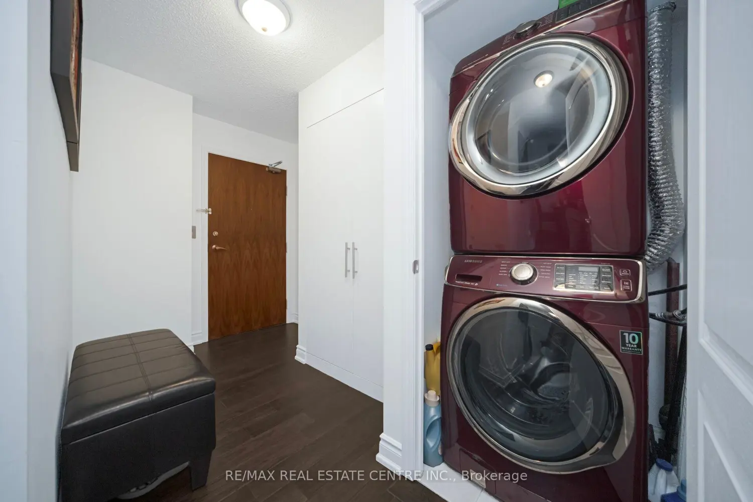 Additional image 5 of 1 Elm Drive 302