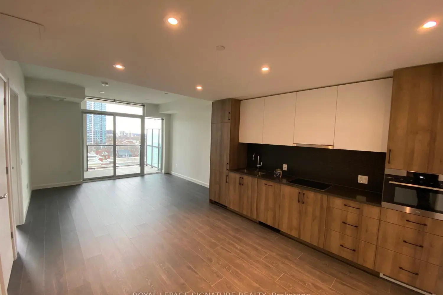 Additional image 2 of 741 King Street 806