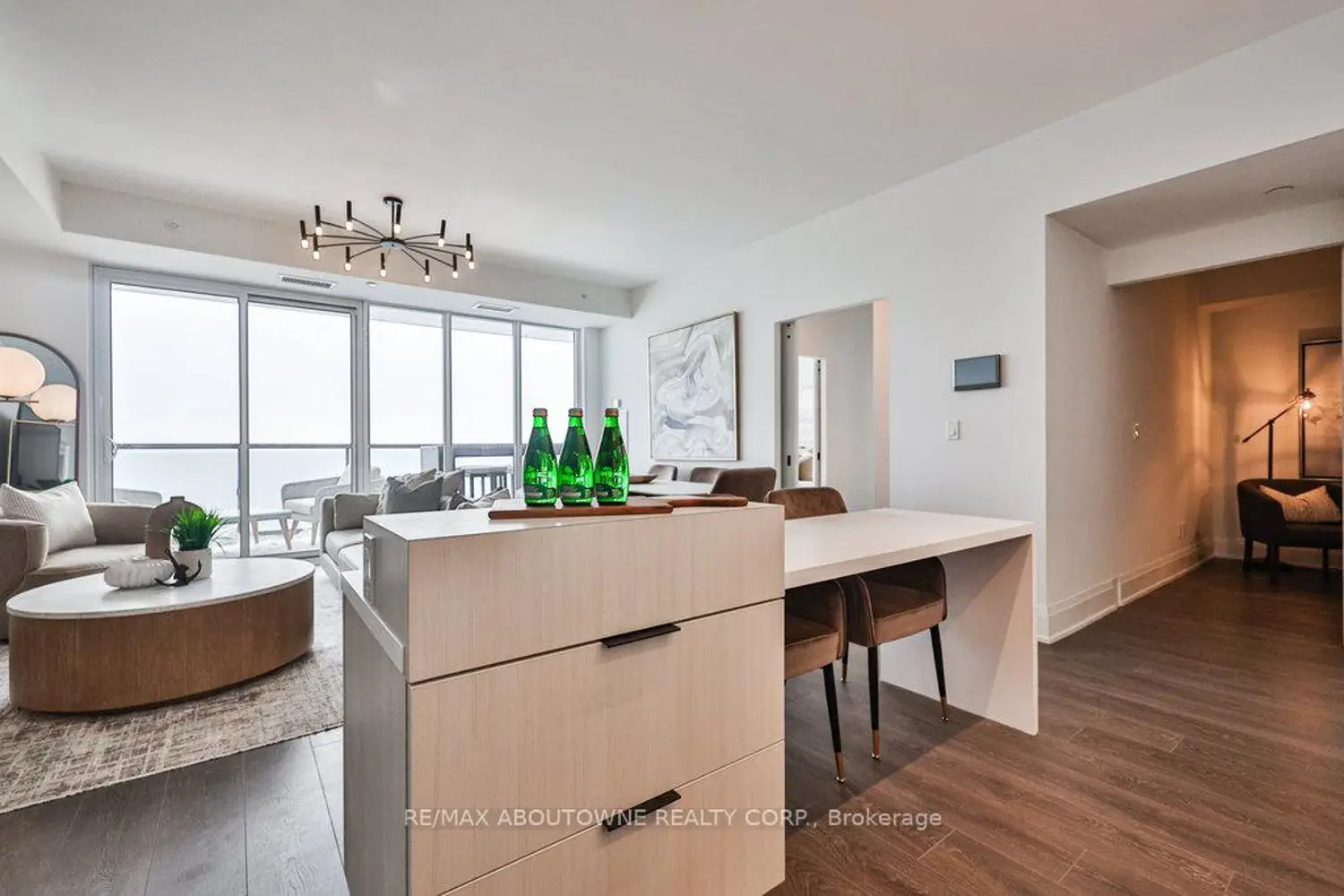 Additional image 3 of 370 Martha Street 2204