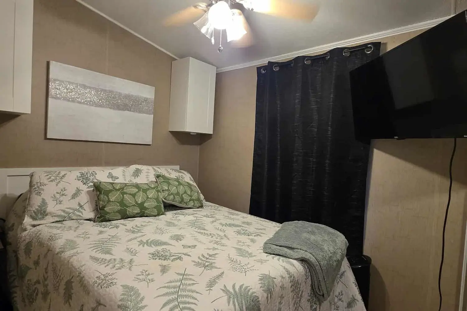 Additional image 9 of 9338 West Ipperwash Road Jj22