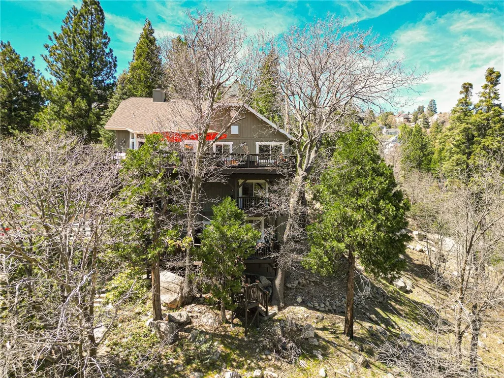 Additional image 101 of 813 Brentwood Dr, Lake Arrowhead, CA 92352