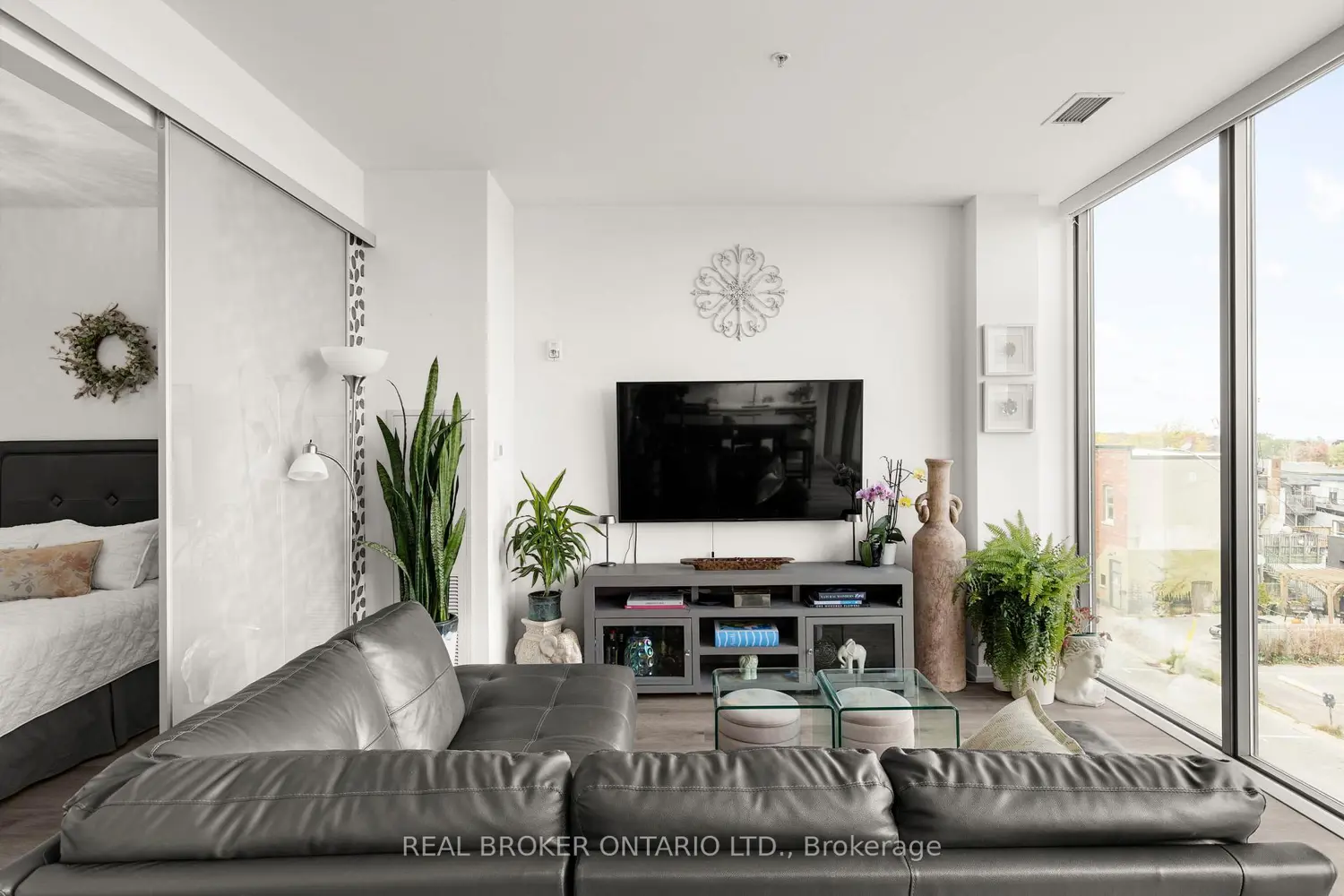 Additional image 5 of 21 Matchedash Street #321