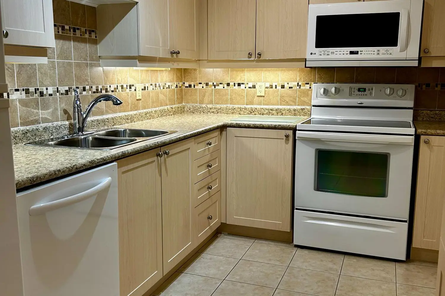 Additional image 5 of 500 Mapleview Drive 203