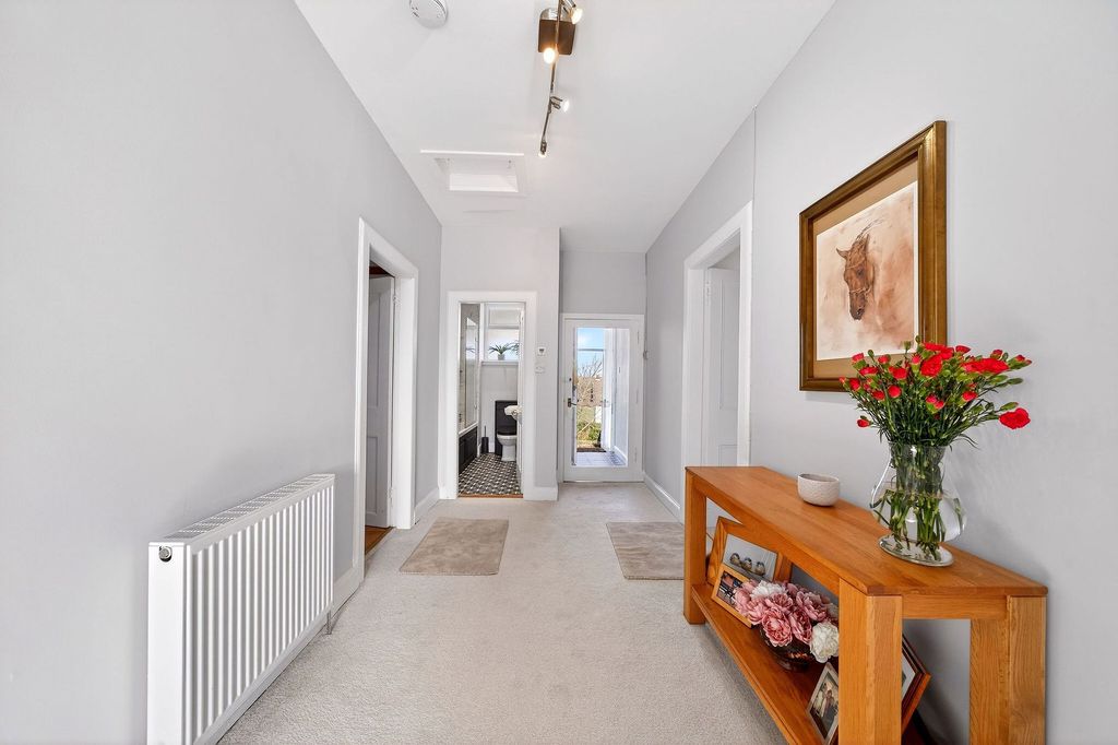 Additional image 8 of 3 bed flat for saleMain Street, East Calder EH53