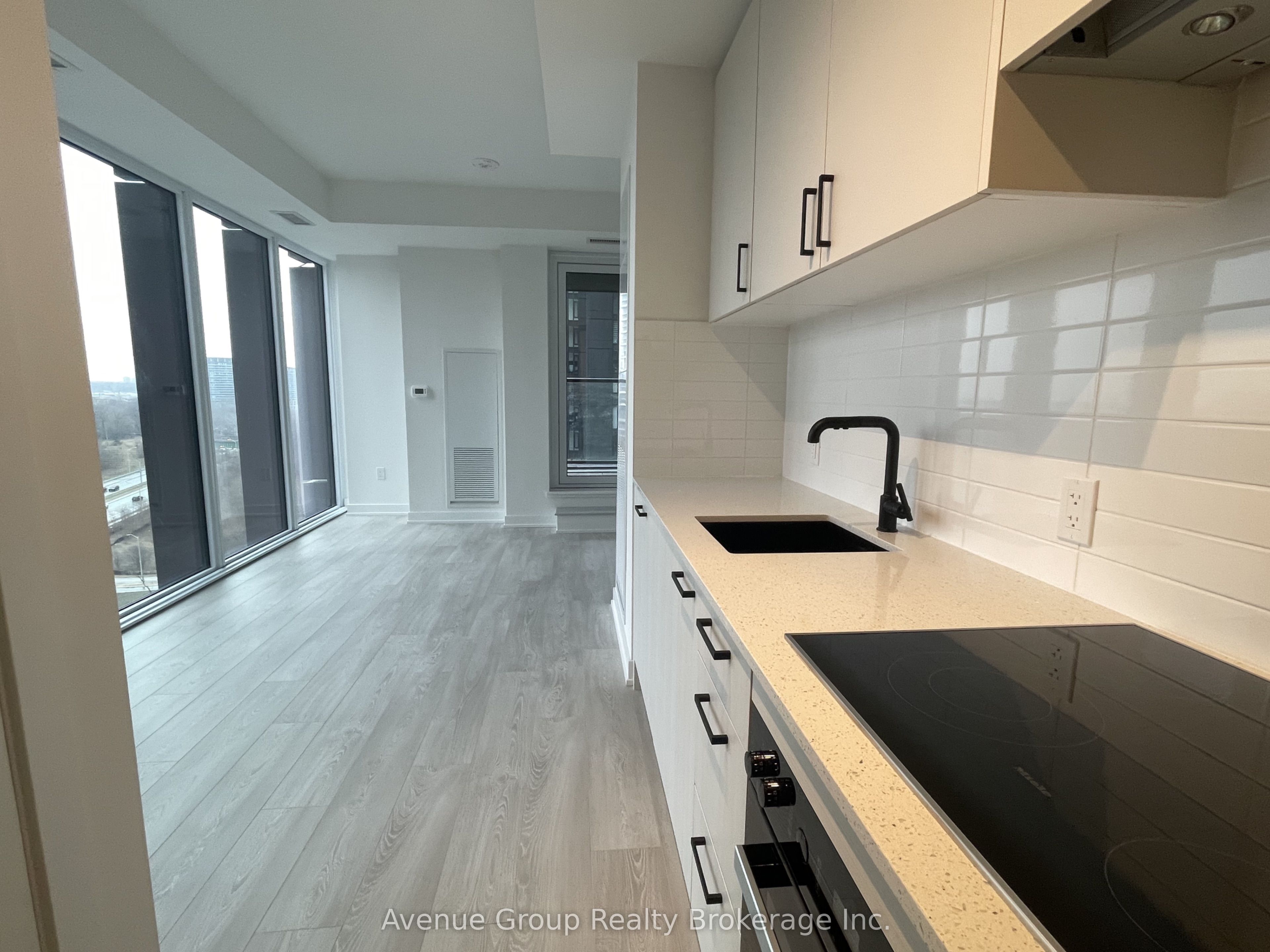 Additional image 2 of 811-5 Quarrington Lane, Toronto, ON, M3C 0S5