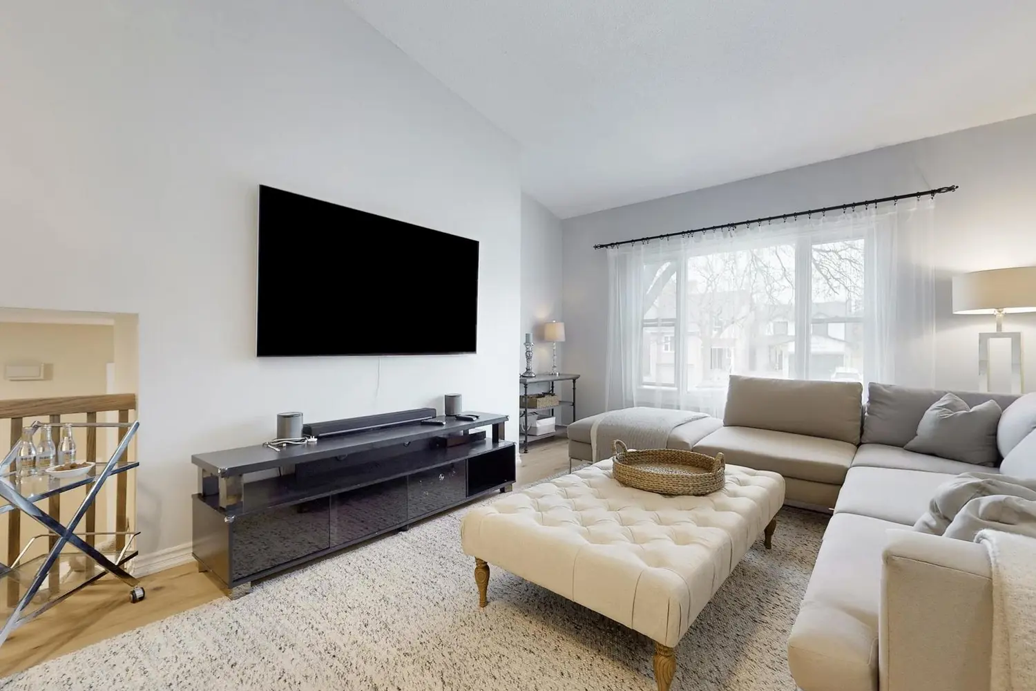 Additional image 5 of 3453 Hannibal Road