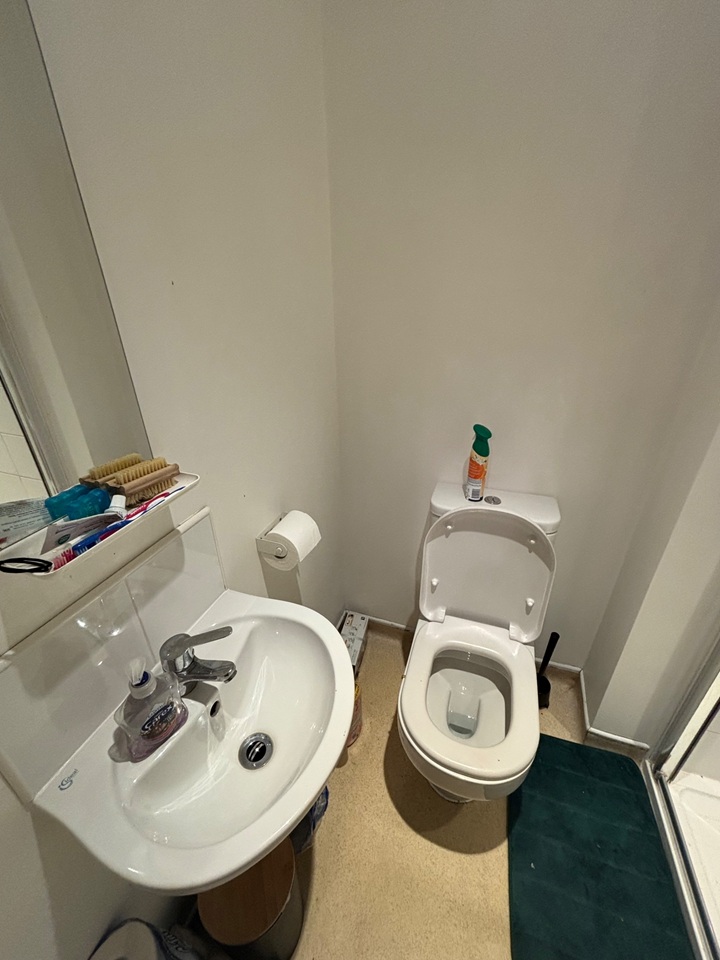 Additional image 8 of Studio Flat, St Michaels Lane, LS6, N1 7GU