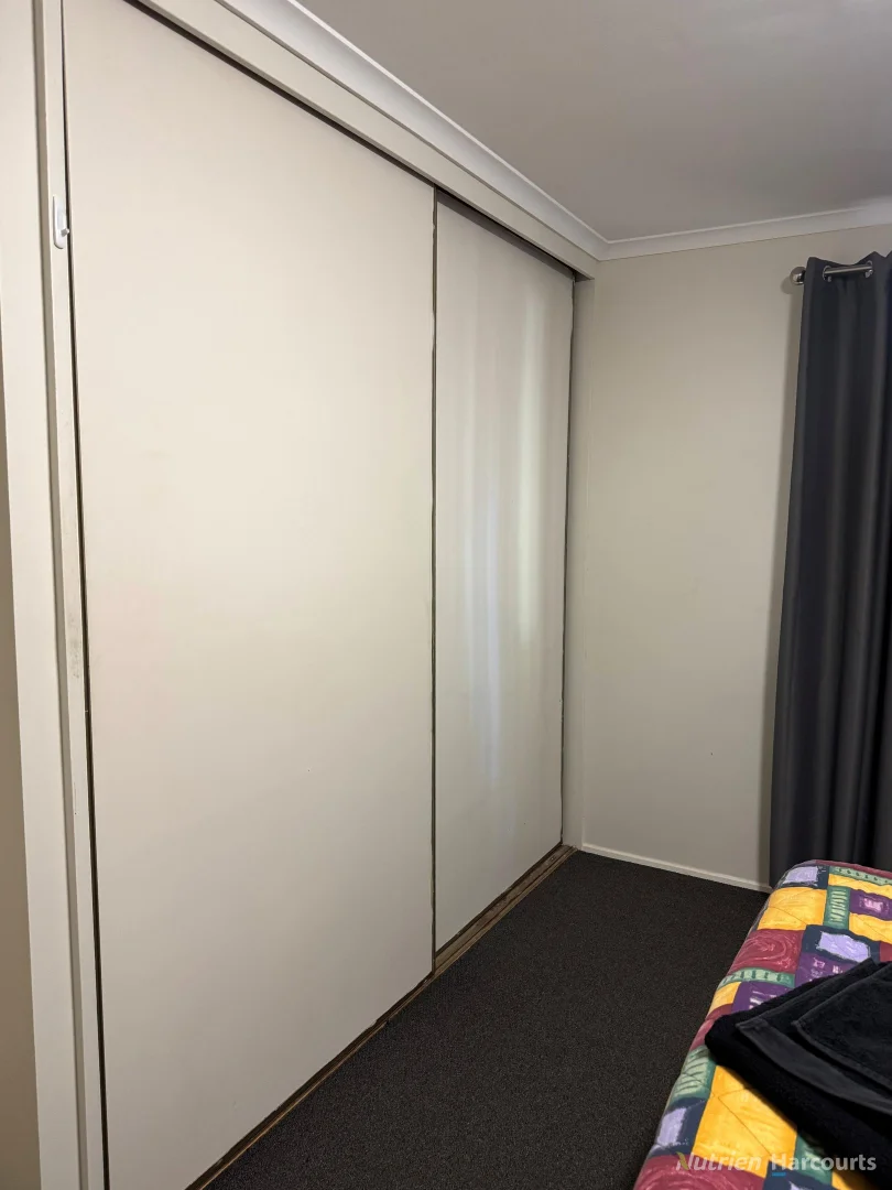 Additional image 8 of 1 Kurrajong Circle, Cobar NSW 2835