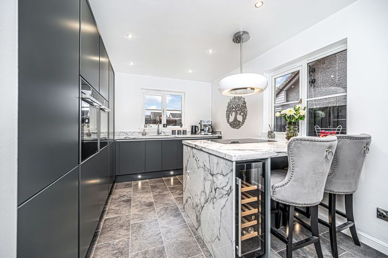 Additional image 2 of 4 bed villa for saleRev Shirra Street, Kirkcaldy KY2