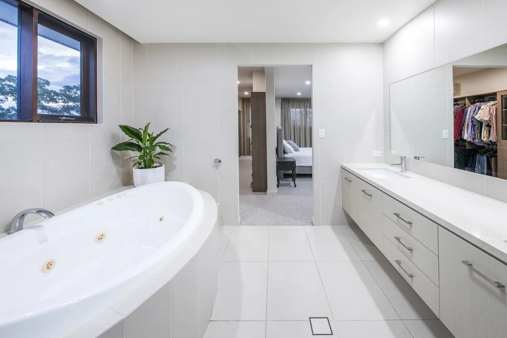 Additional image 12 of 5436 Bay Hill Terrace, Sanctuary Cove QLD 4212