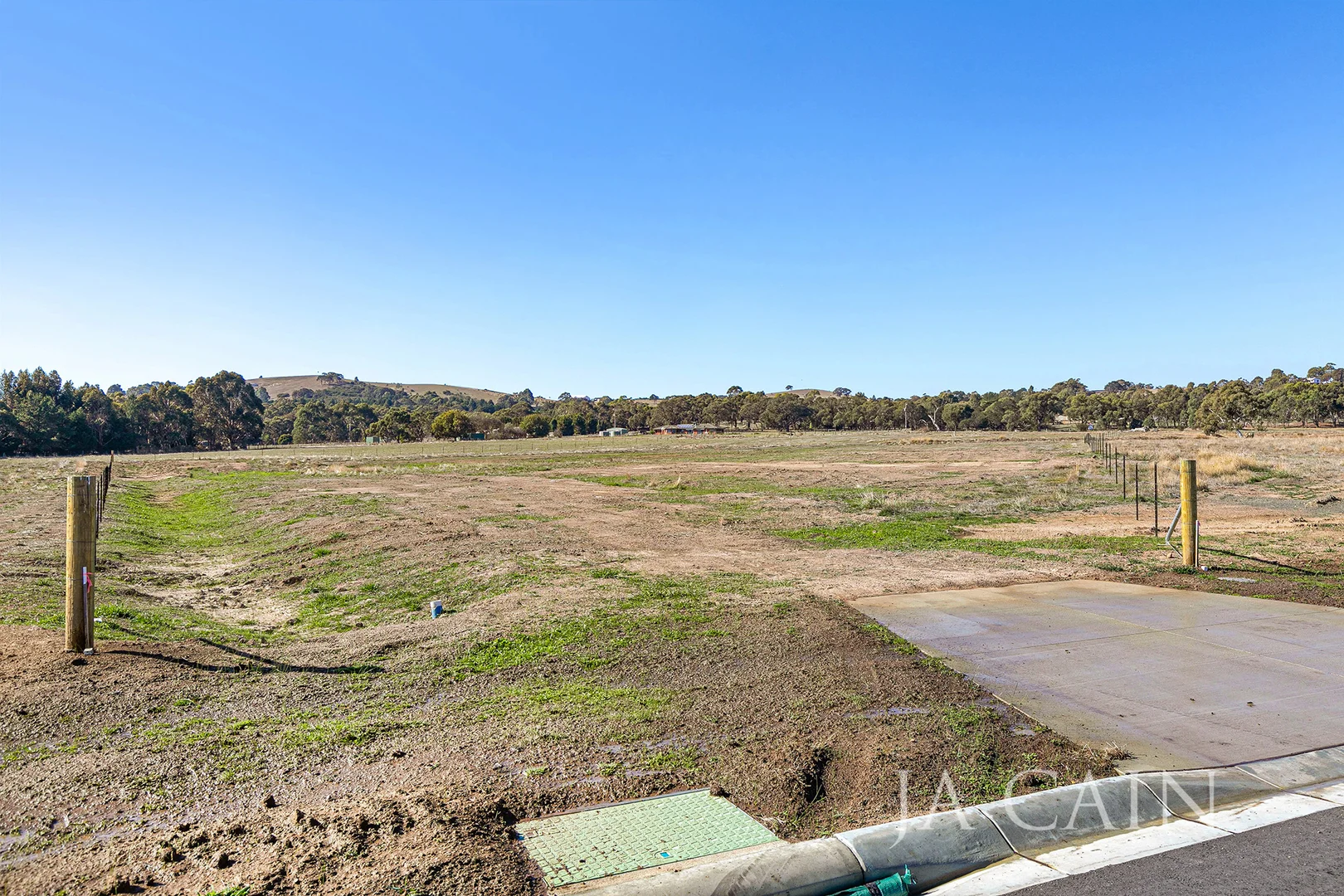 Additional image 3 of 6 Golden Wattle Place, Kilmore VIC 3764