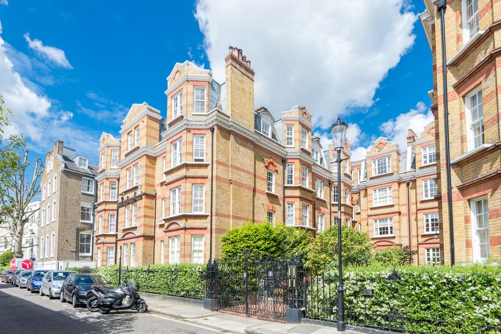 Additional image 20 of 3 bed flat for salePitt Street, Kensington W8