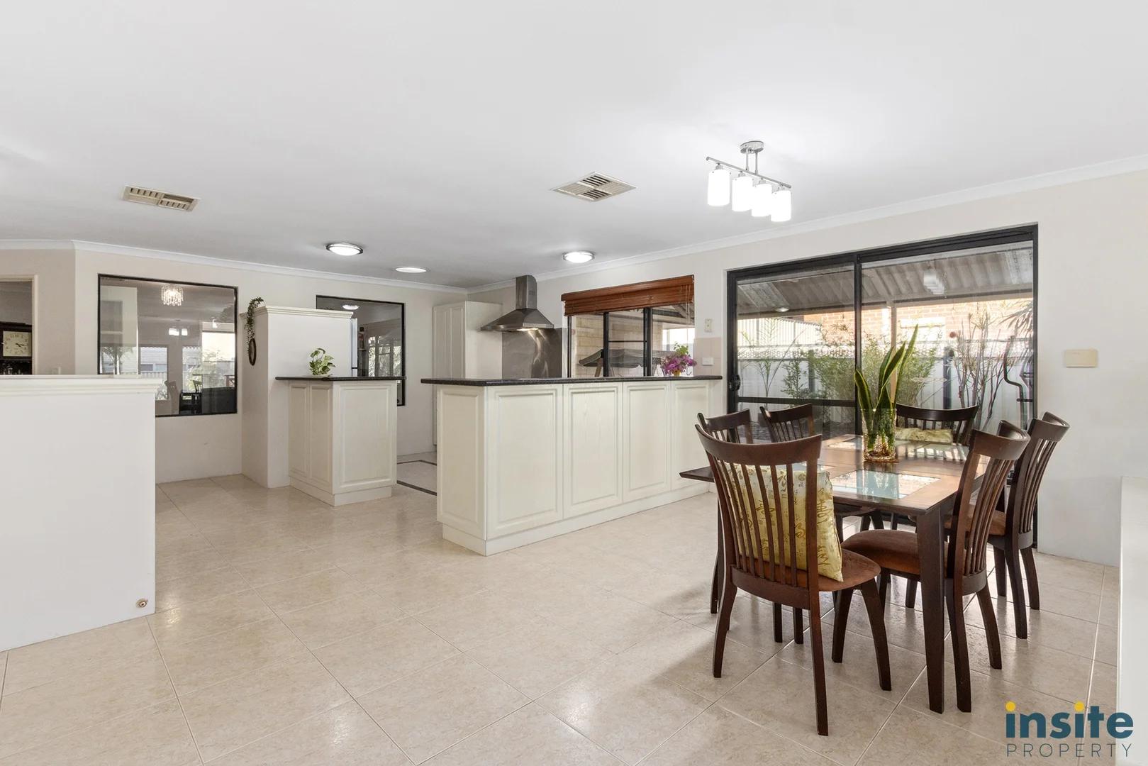 Additional image 22 of 124b Basinghall Street, East Victoria Park WA 6101