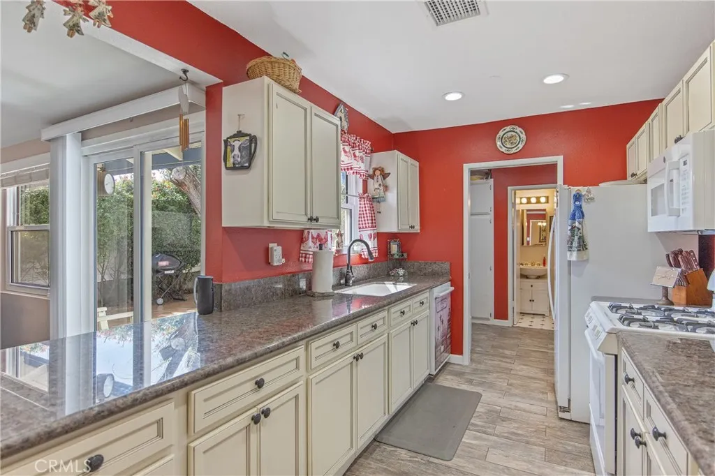 Additional image 48 of 9659 Amanita Ave, Tujunga, CA 91042