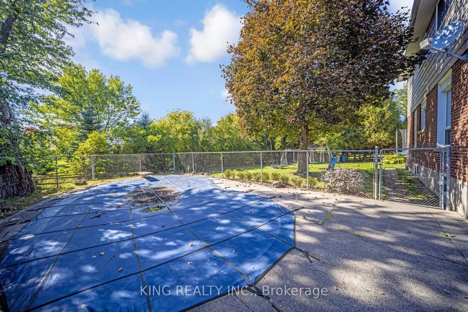 Additional image 15 of 5326 Ninth Line