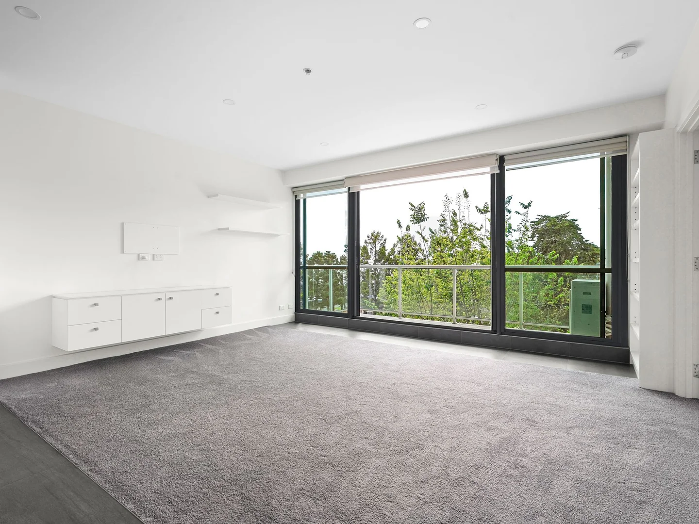 Additional image 9 of 2402/2 Yarra Street, Geelong VIC 3220