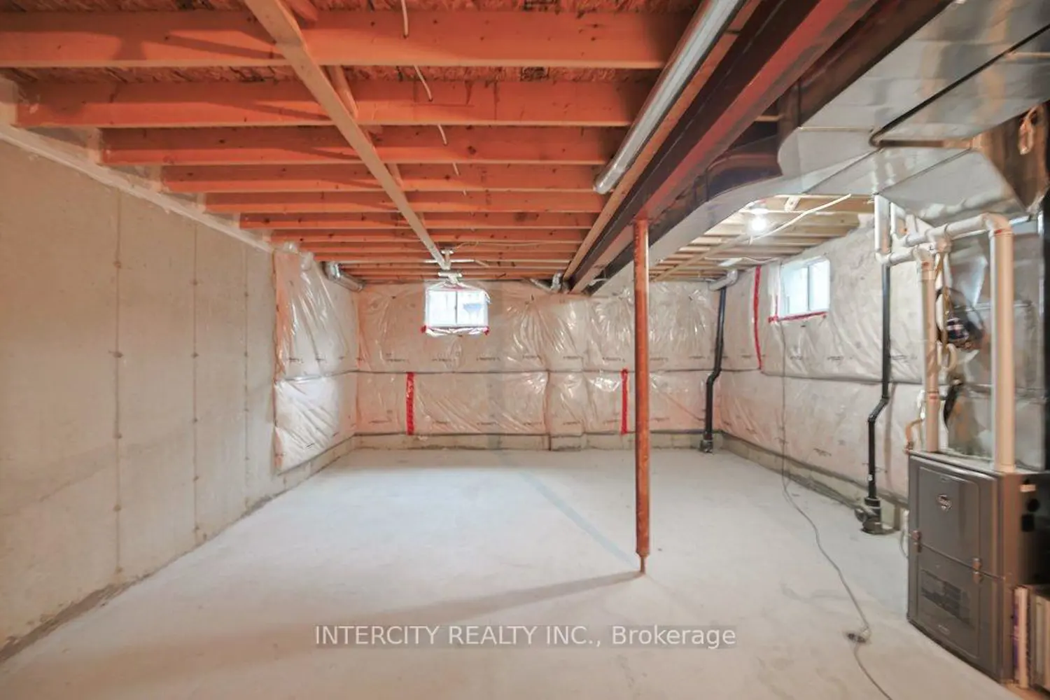 Additional image 17 of 21 Diana Avenue 74