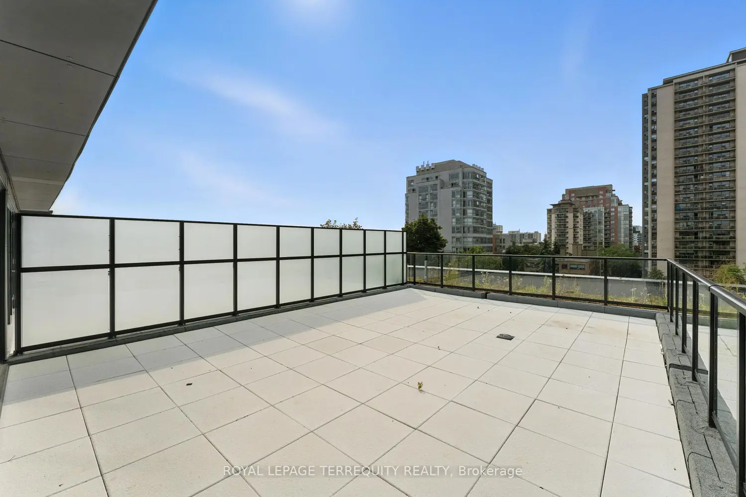 Additional image 15 of 200 Keewatin Avenue Ph05