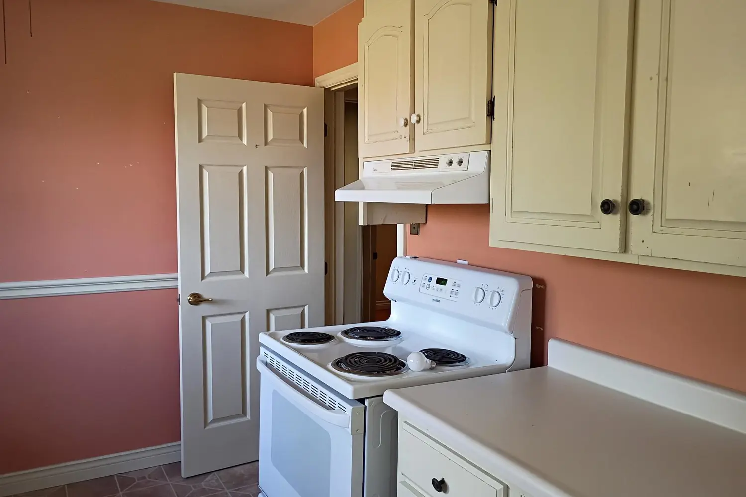 Additional image 9 of 913 Ward Street