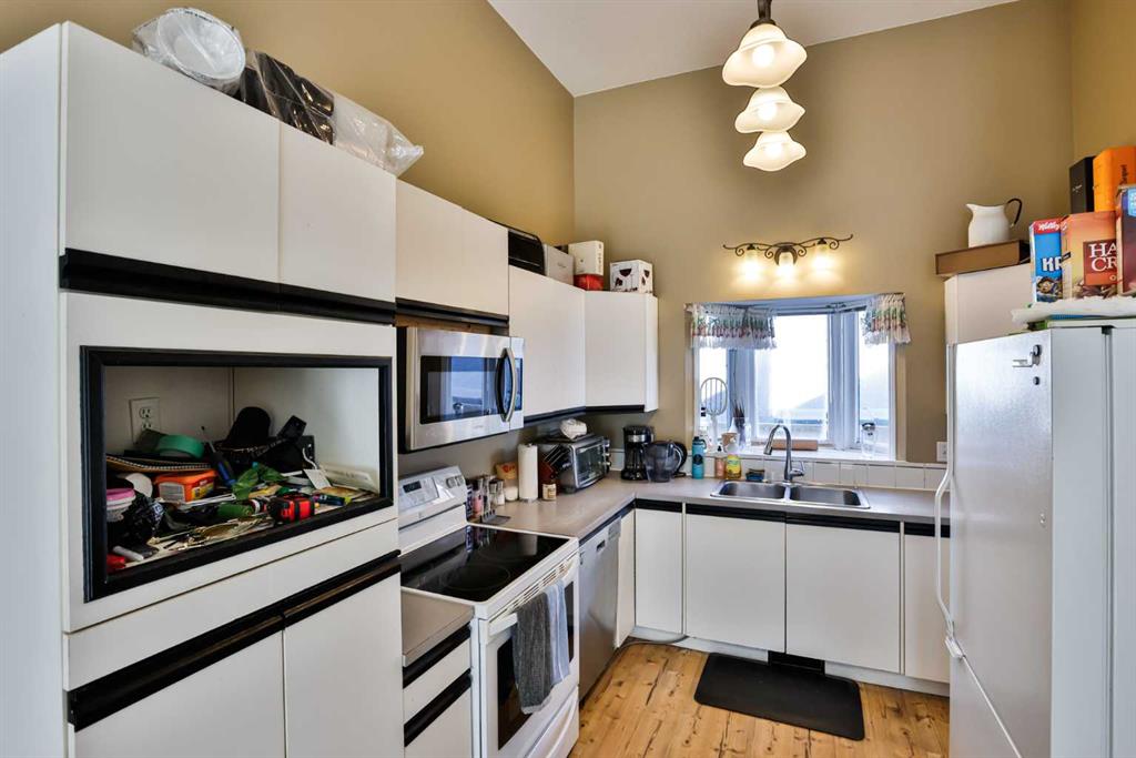 Additional image 5 of 1615 21a Street, Coaldale, AB, T1M 1K1