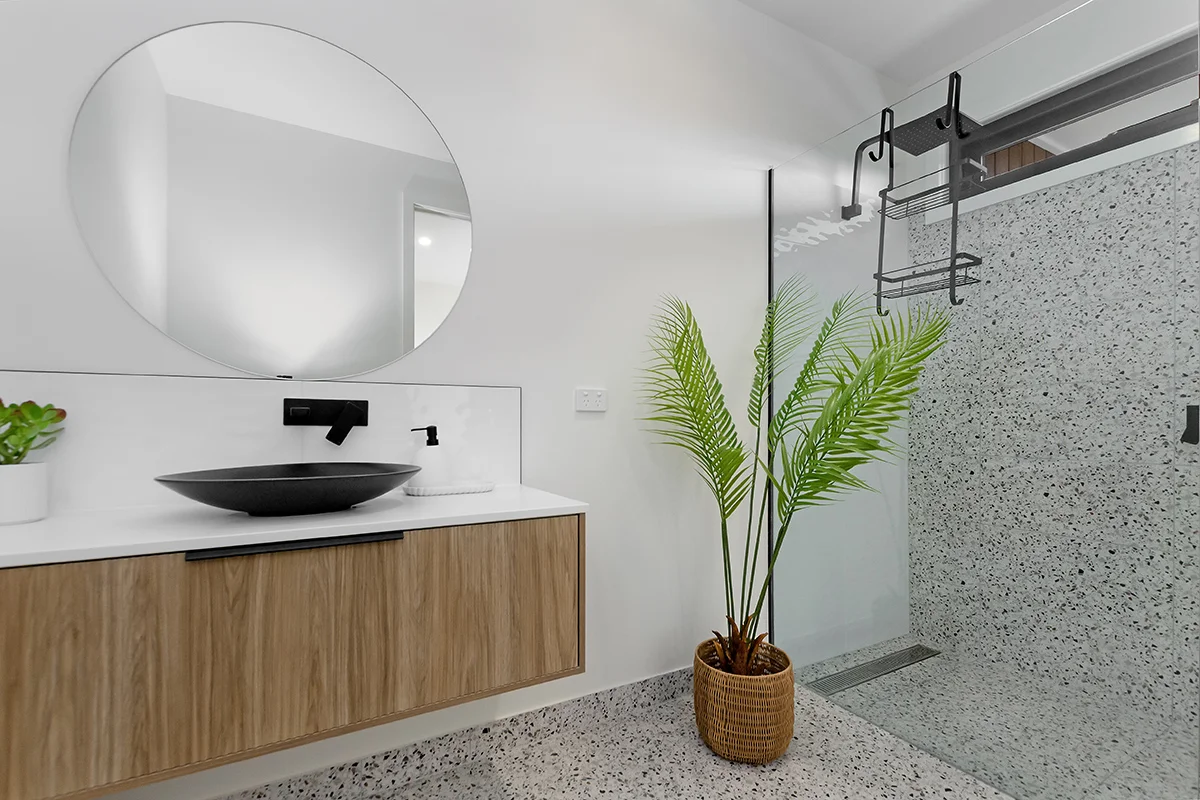 Additional image 12 of 2/347 Hanlon Parade, Portland VIC 3305