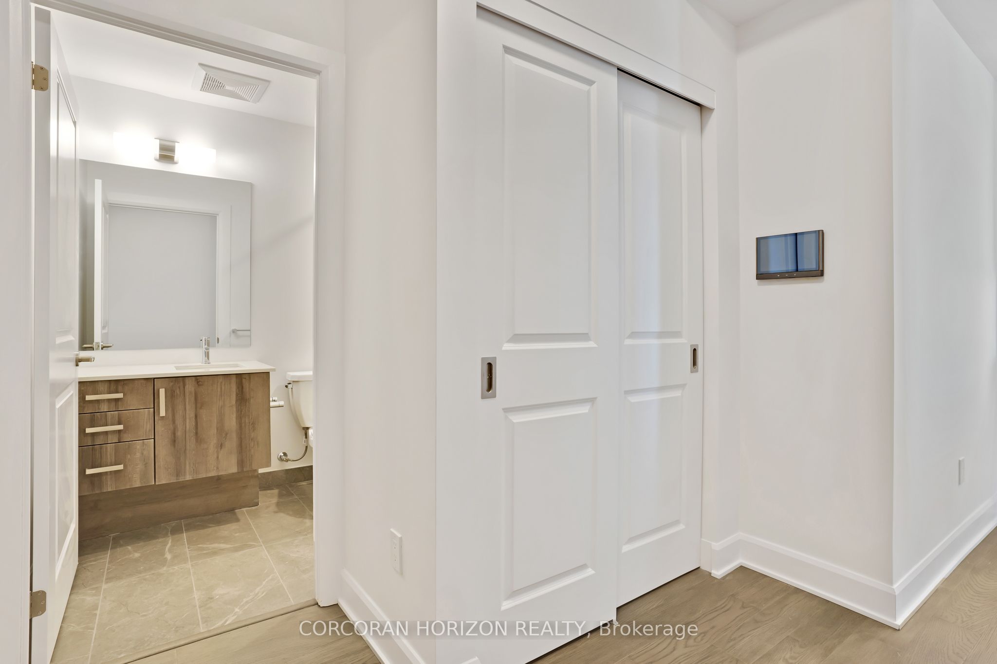 Additional image 5 of 1013-3240 William Coltson Avenue, Oakville, ON, L6H 8C8