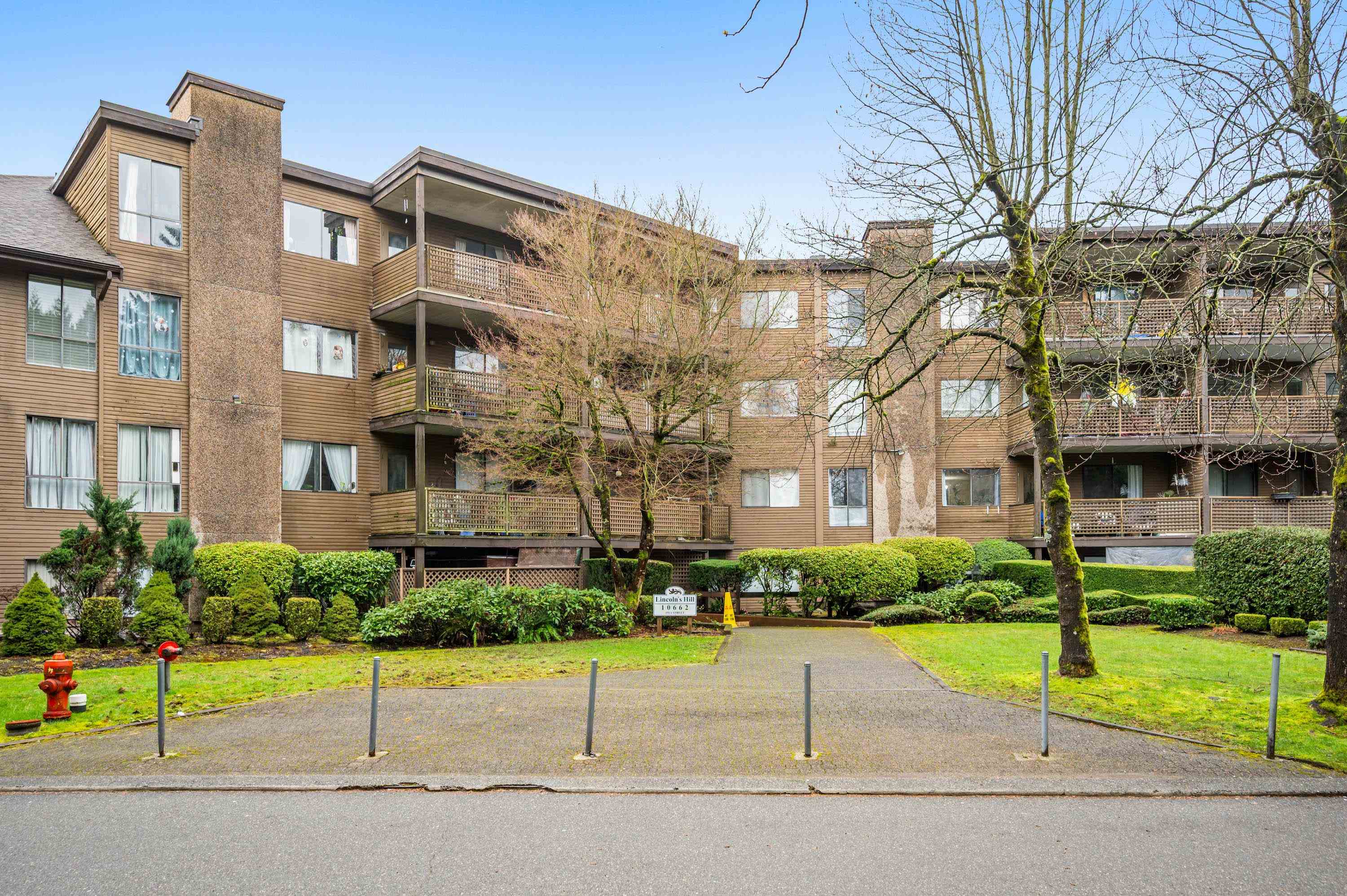 Additional image 3 of 302-10662 151a Street, Surrey, BC, V3R 8T3