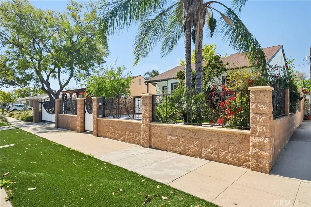 Additional image 105 of 1735 N Lima Street, Burbank, CA 91505