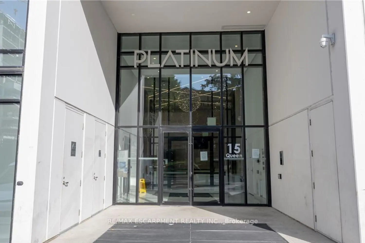 Additional image 2 of 15 Queen Street 2304