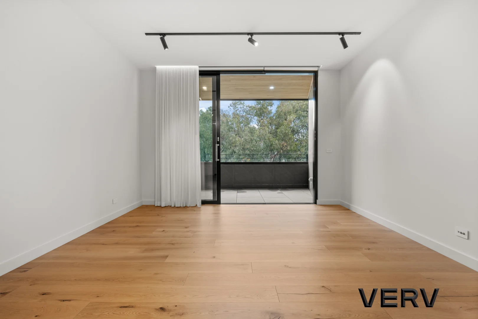 Additional image 5 of 18/7 State Circle, Forrest ACT 2603