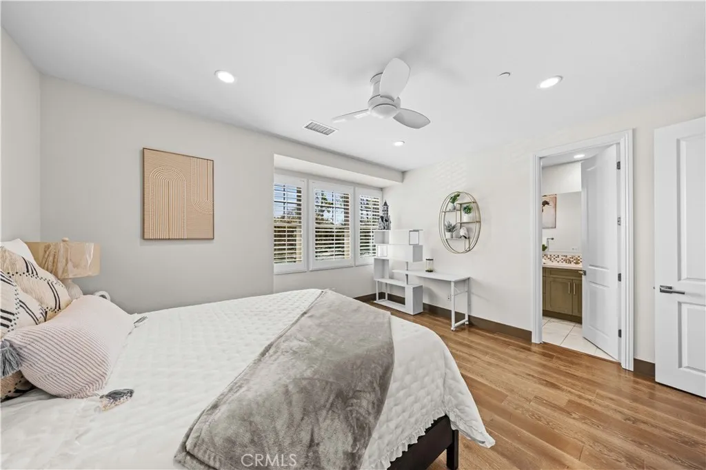 Additional image 106 of 127 Cruiser, Irvine, CA 92618