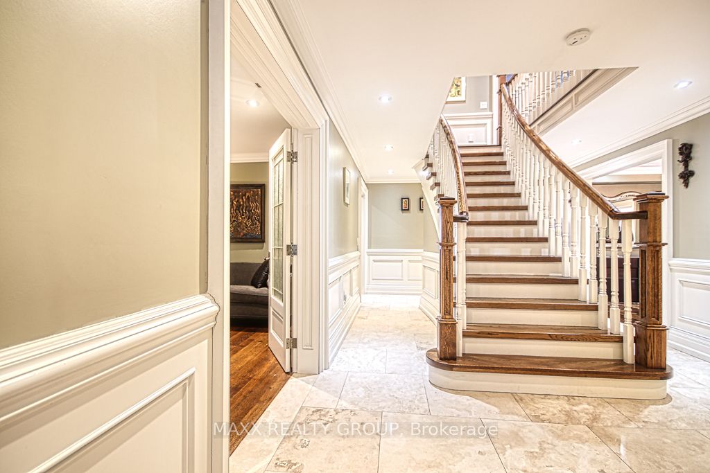 Additional image 4 of 3650 Baird Court, Mississauga, ON, L5L 4T4