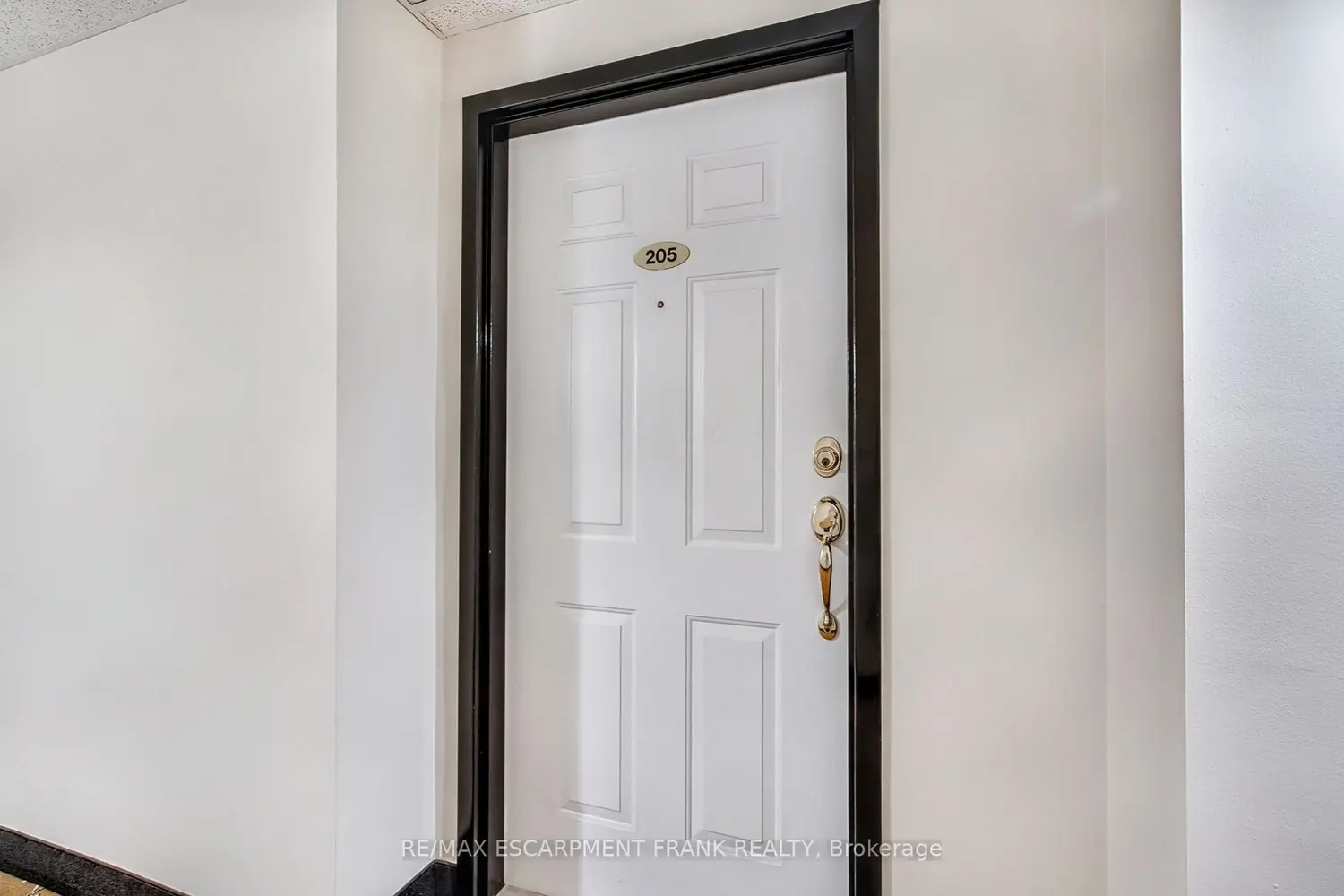 Additional image 4 of 970 Golf Links Road 205