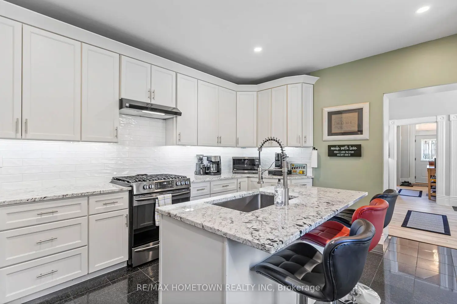 Additional image 9 of 198 James Street