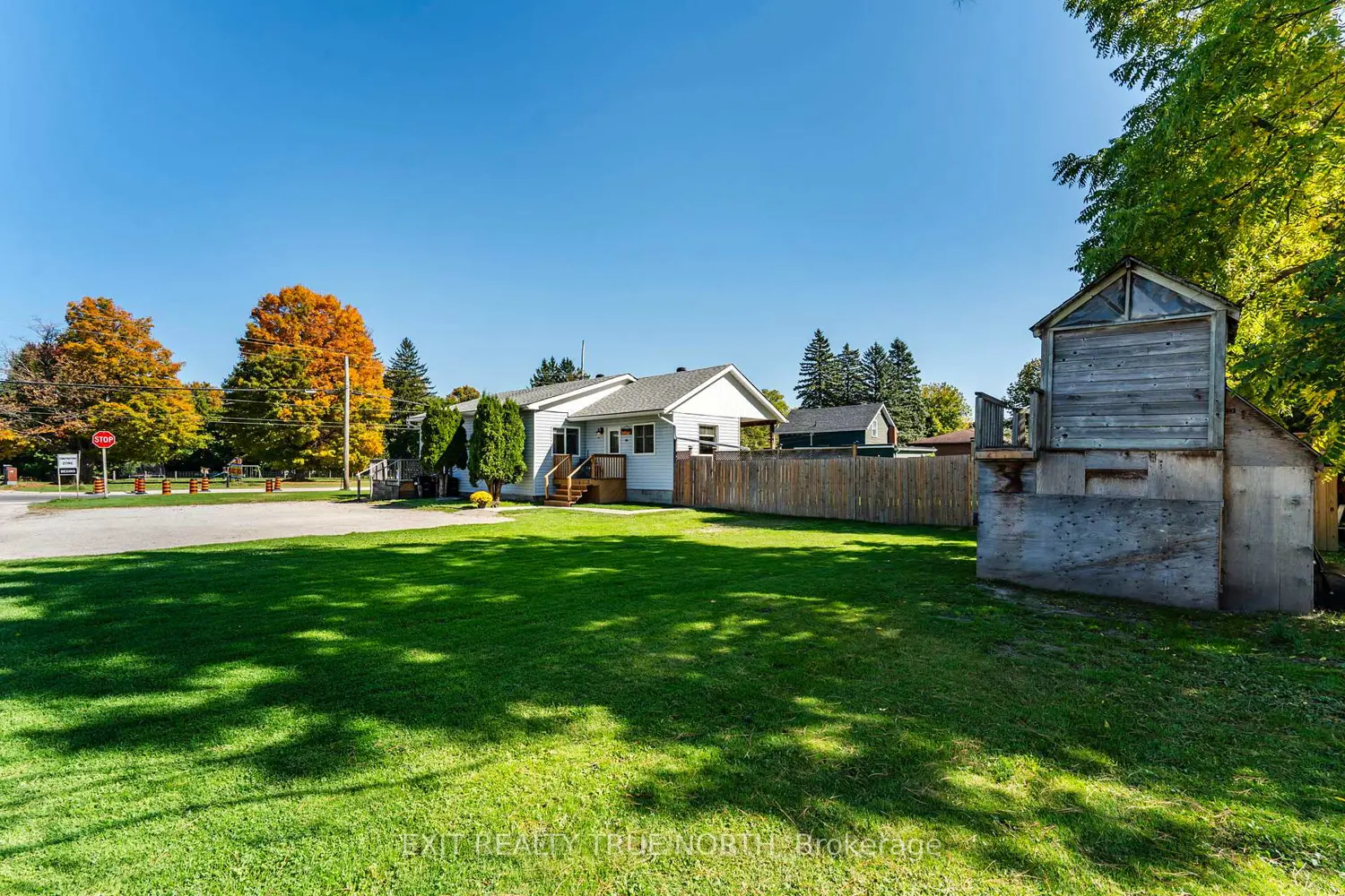 Additional image 16 of 8254 93 Highway