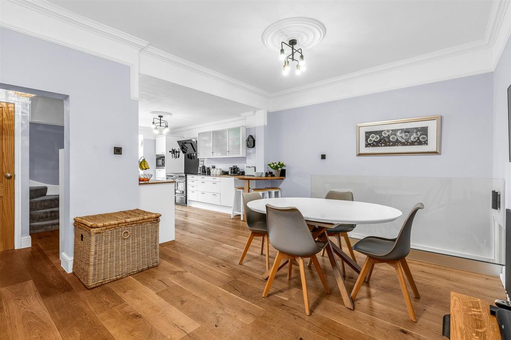 Additional image 4 of 3 bed semi-detached house for saleNorth Road, Hertford SG14