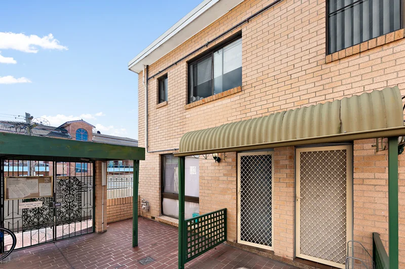 1/101 Northumberland Rd, Auburn NSW 2144
