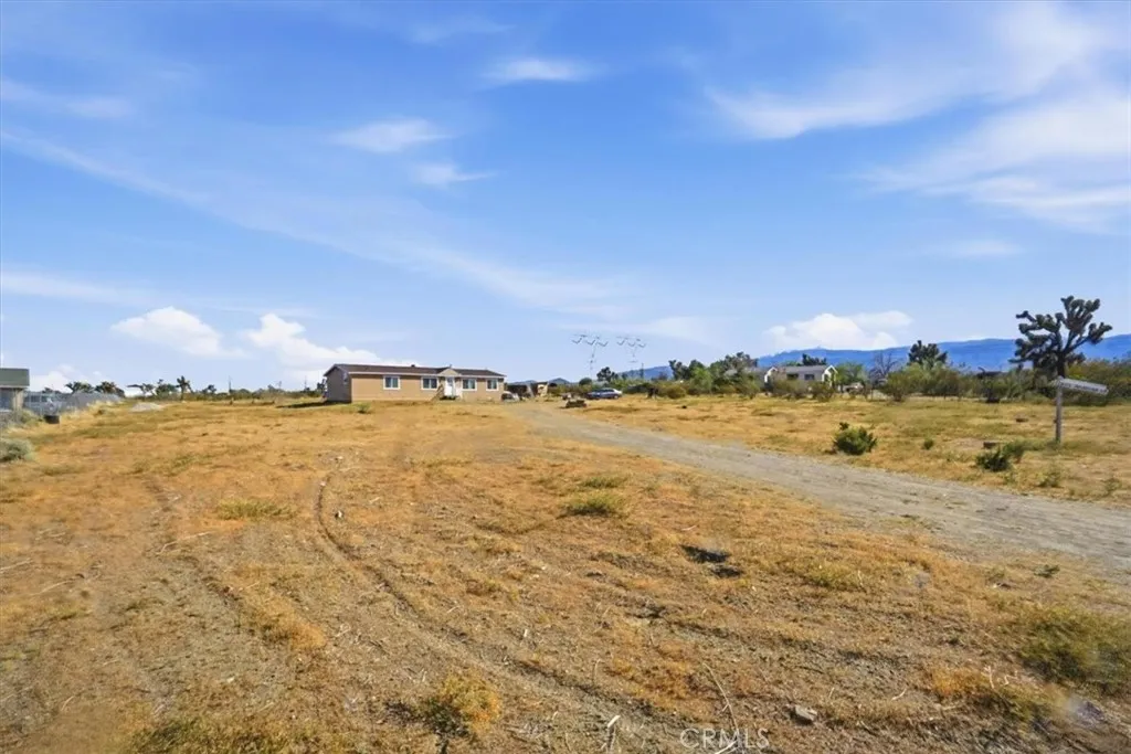 Additional image 71 of 12601 Nandina Rd, Phelan, CA 92371